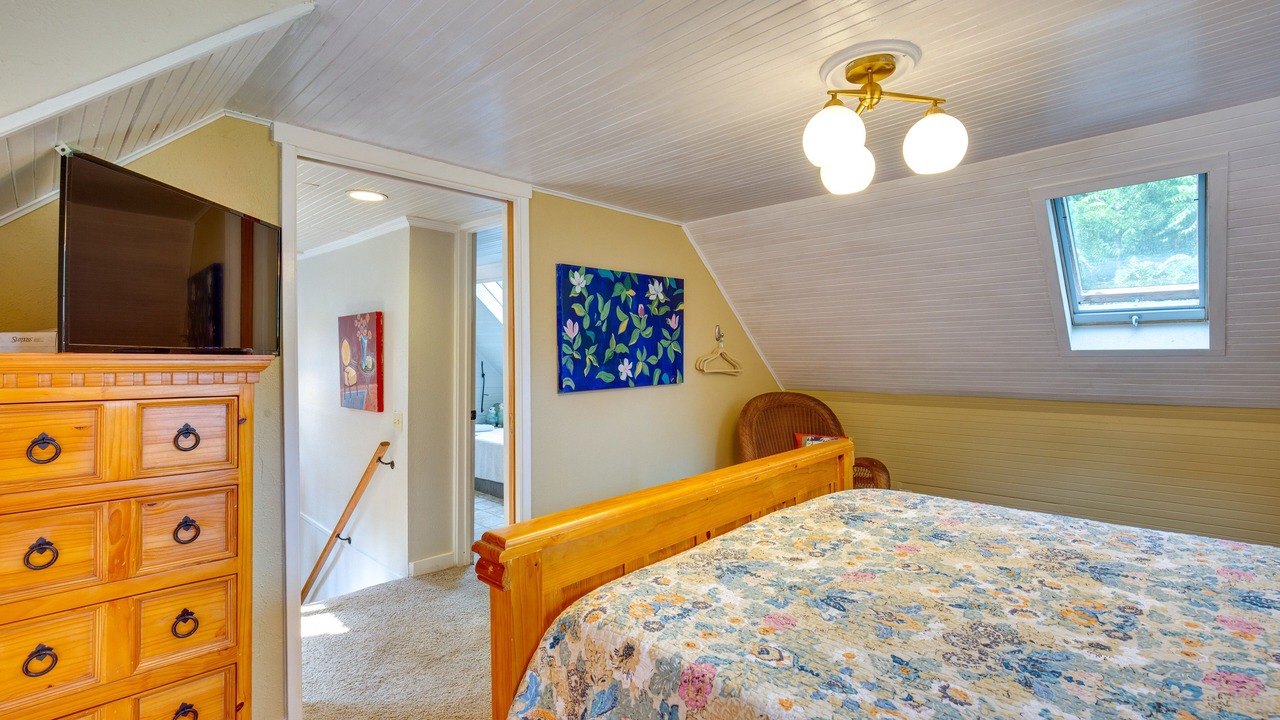 Photo of Bedroom in Mapleton