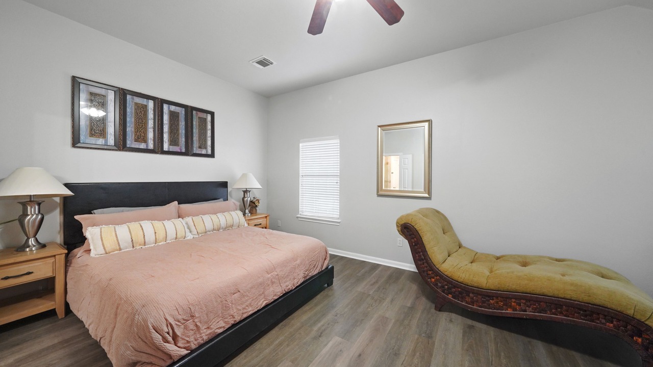 Photo of Bedroom in Conroe