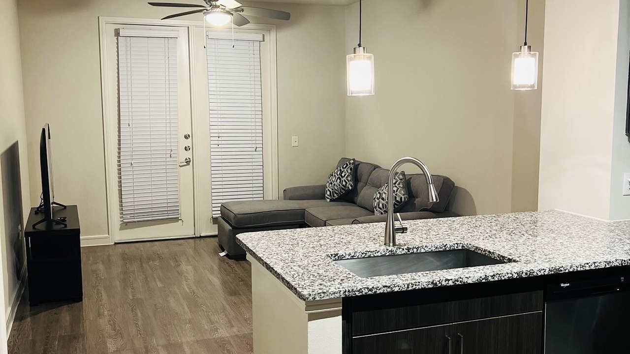 Photo of Livingroom in George Bush Park/Eldridge