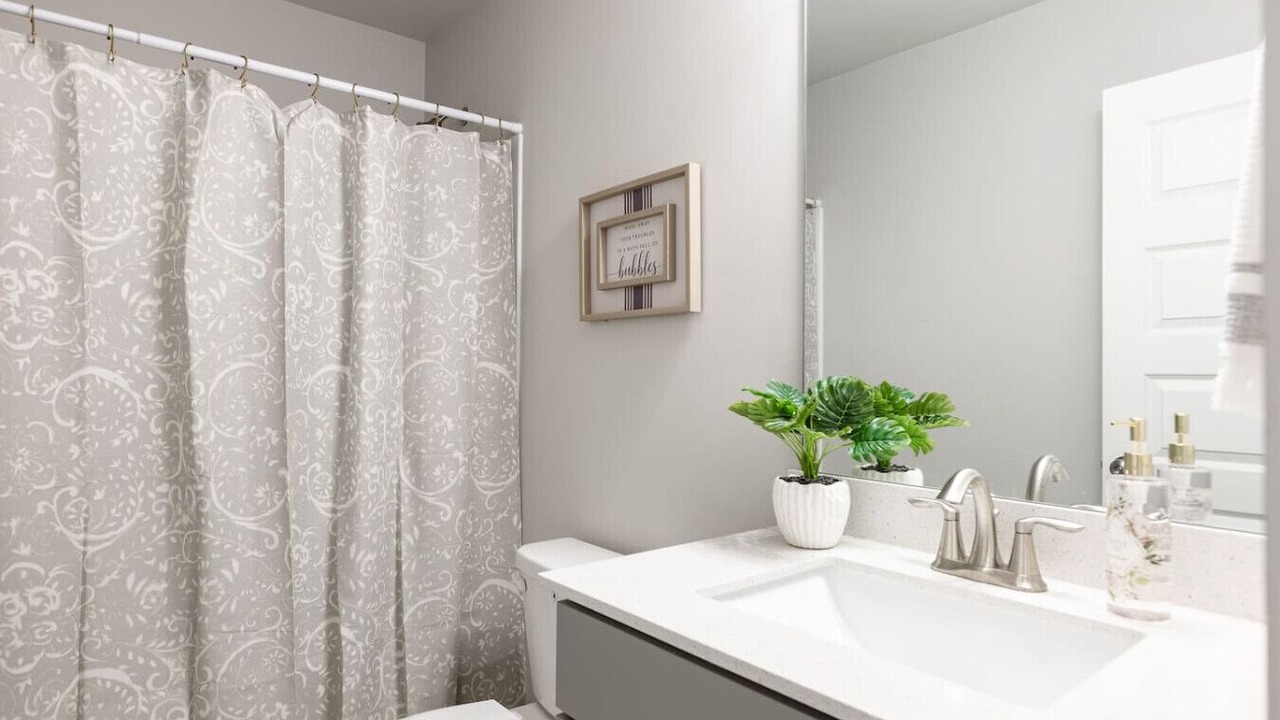 Photo of Bathroom in Thompson's Station