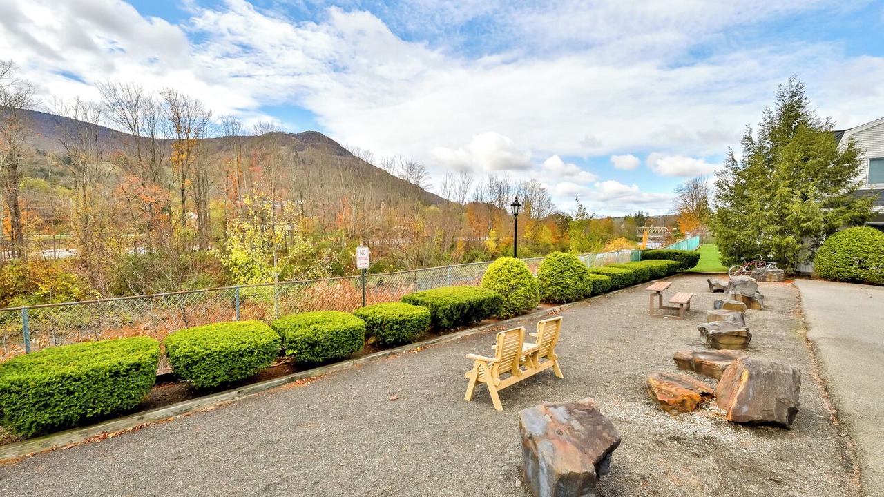 Photo of Outdoor in Hunter