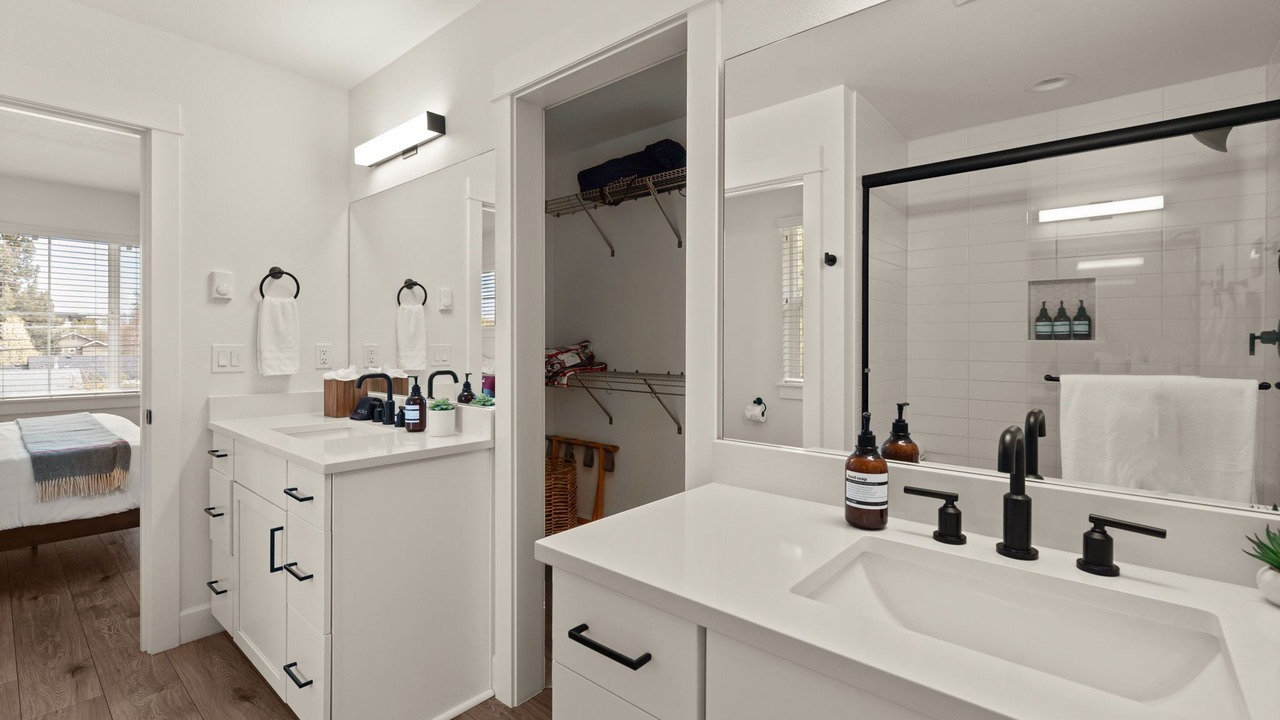 Photo of Bathroom in Southern Crossing