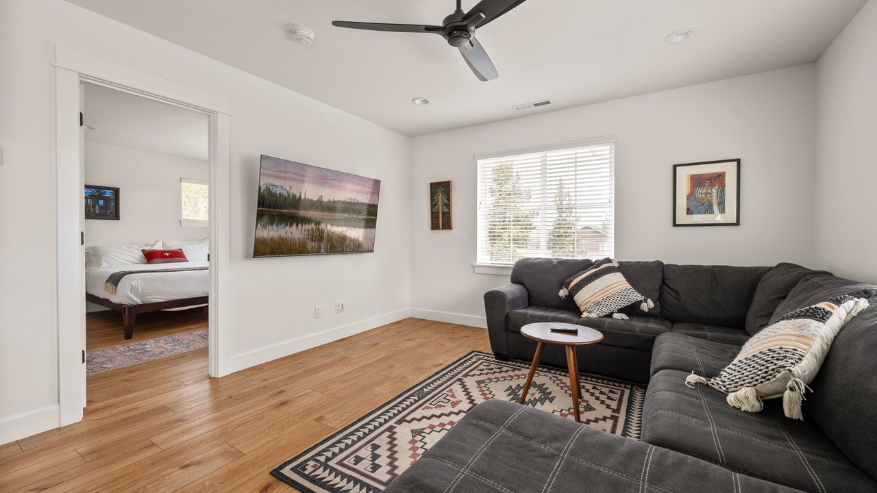 Photo of Livingroom in Southern Crossing