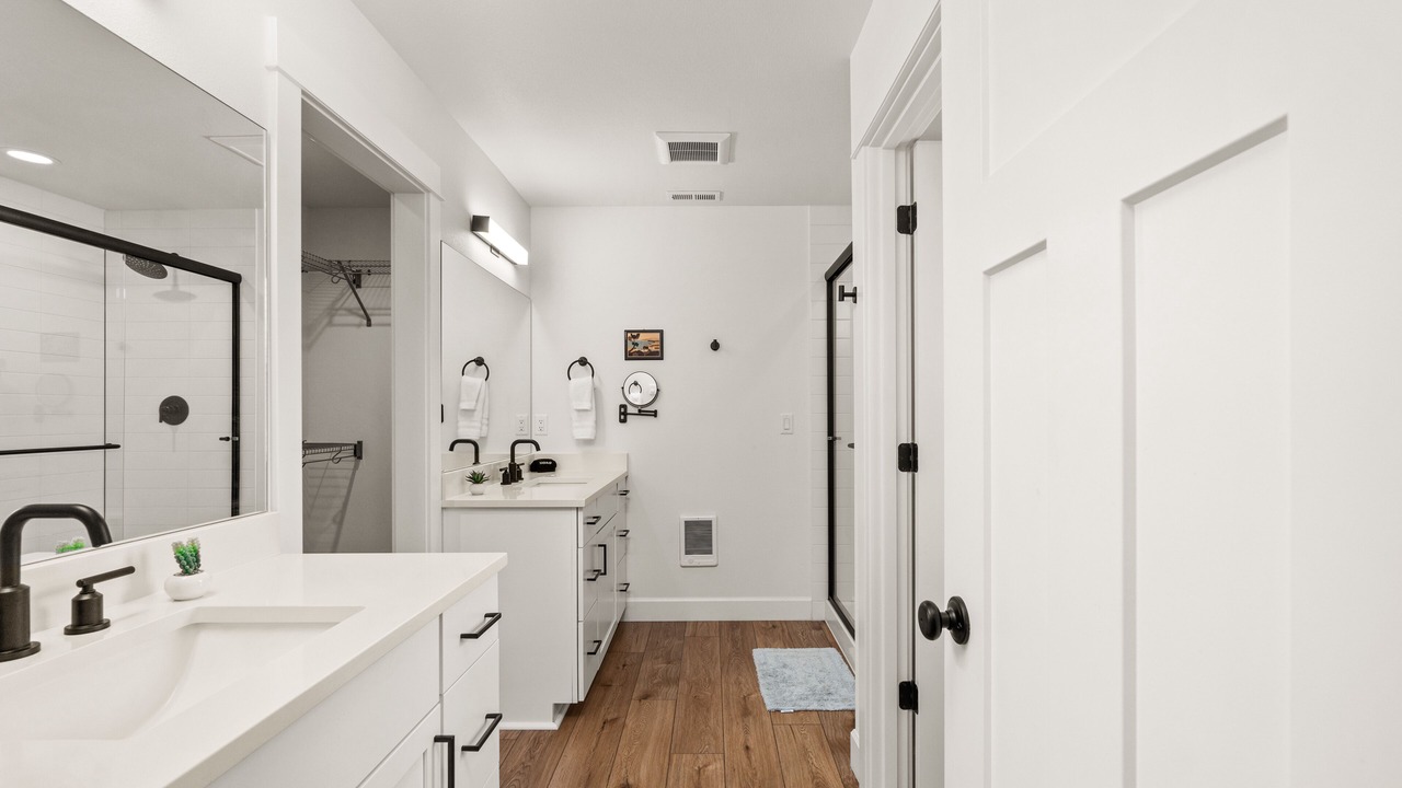 Photo of Bathroom in Southern Crossing