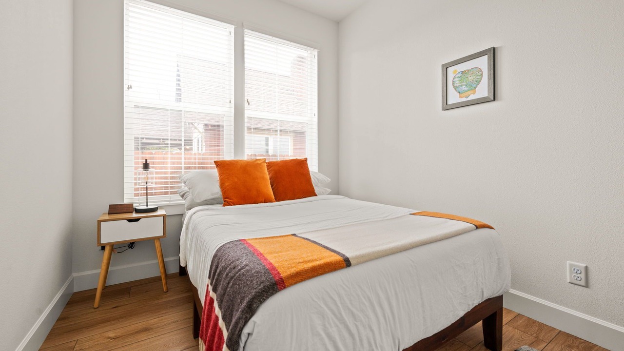 Photo of Bedroom in Southern Crossing