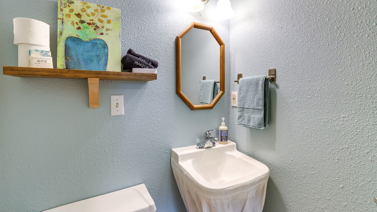 Photo of Bathroom in Beaver
