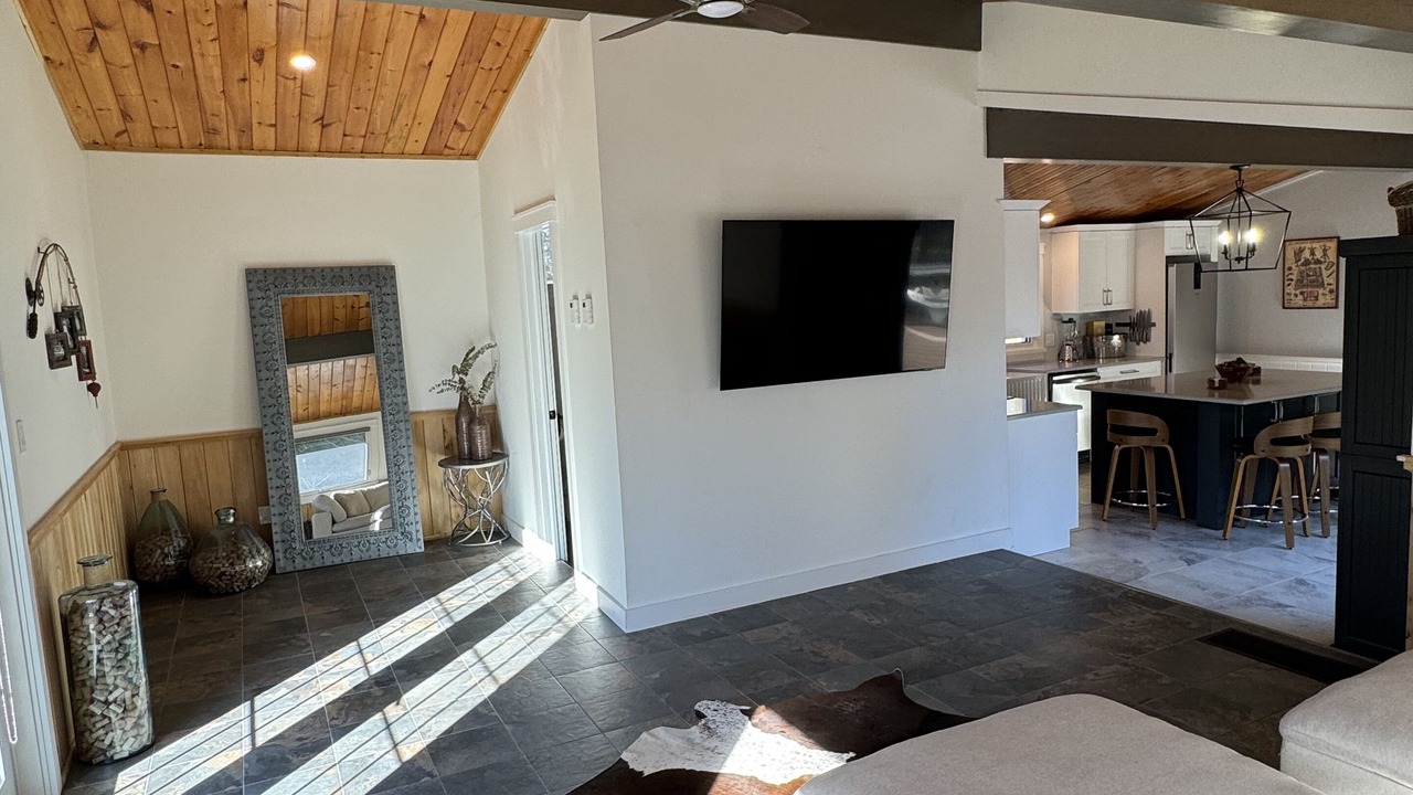 Photo of Livingroom in Glastonbury