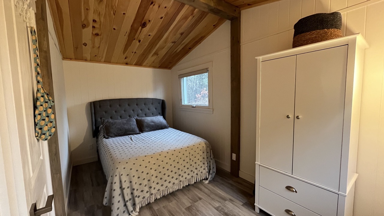 Photo of Bedroom in Glastonbury