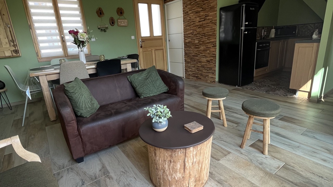 Photo of Livingroom in Long