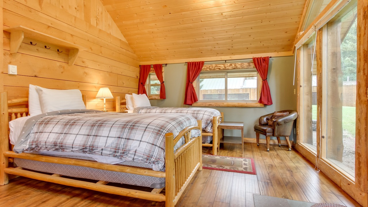 Photo of Bedroom in Cooke City-Silver Gate