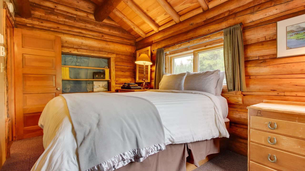 Photo of Bedroom in Cooke City-Silver Gate