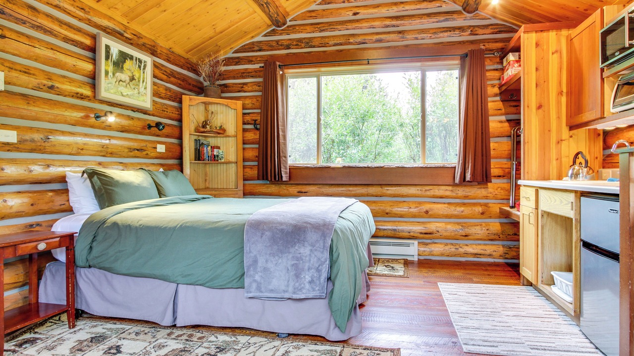 Photo of Bedroom in Cooke City-Silver Gate