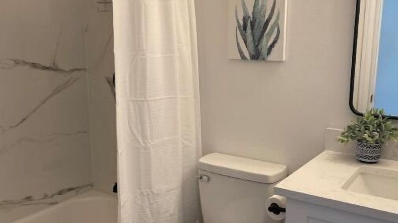 Photo of Bathroom in Lockhart