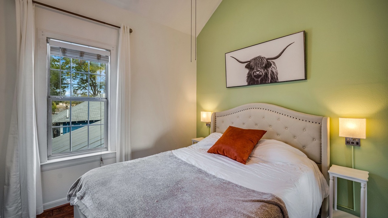 Photo of Bedroom in Government Hill
