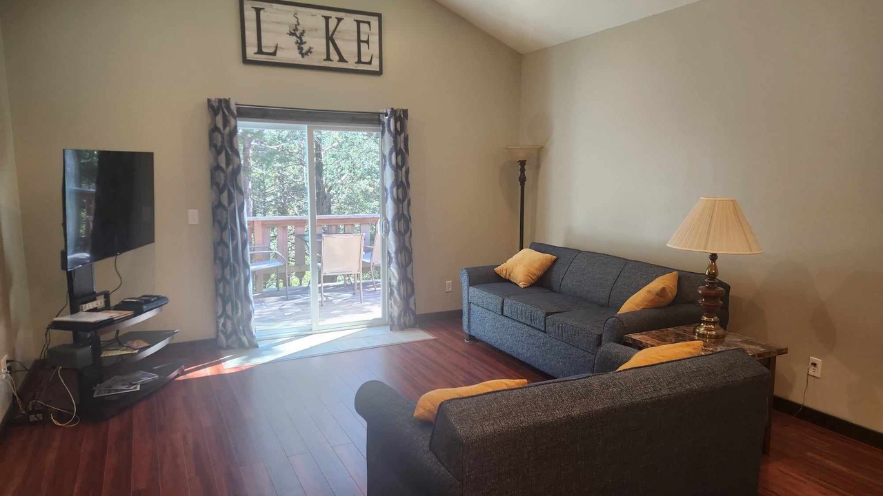 Photo of Livingroom in Calico Rock