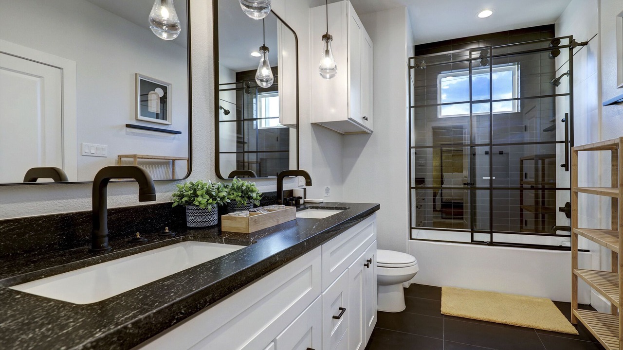 Photo of Bathroom in Northside