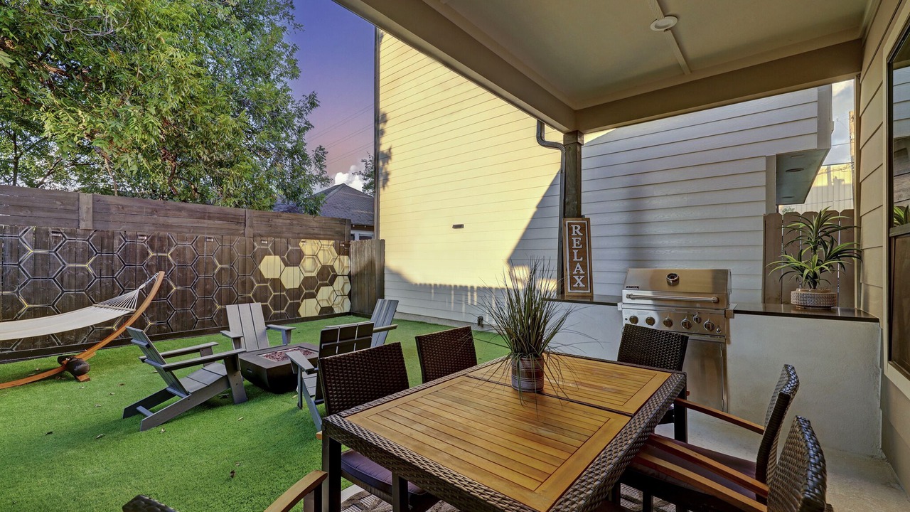 Photo of Outdoor in Northside
