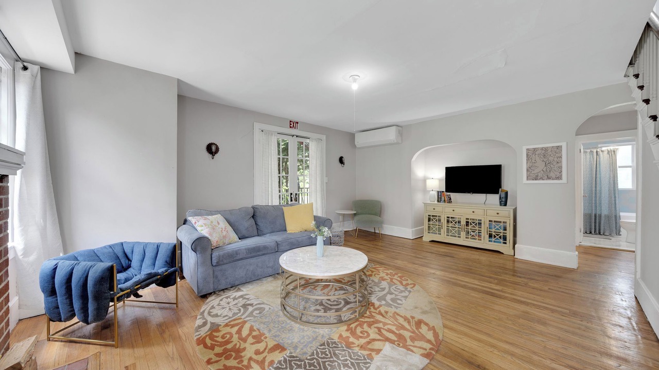 Photo of Livingroom in Liberty