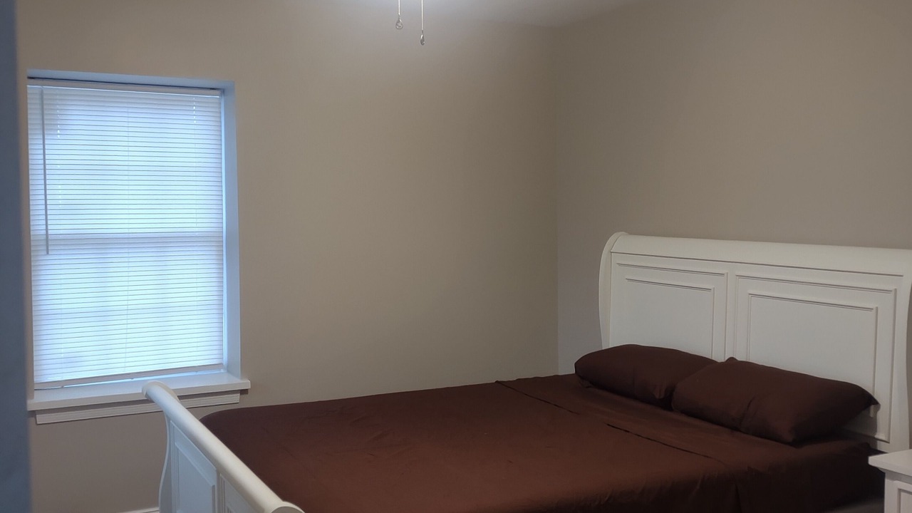 Photo of Bedroom in Goldman