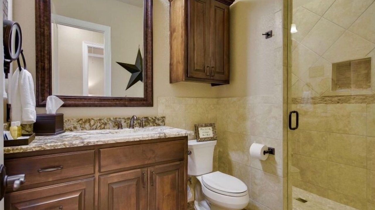 Photo of Bathroom in Highland Lake Estates