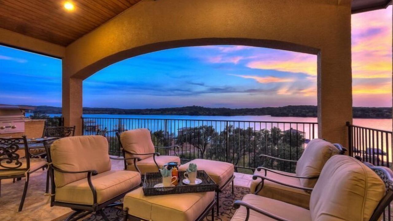 Photo of Patio Balcony in Highland Lake Estates