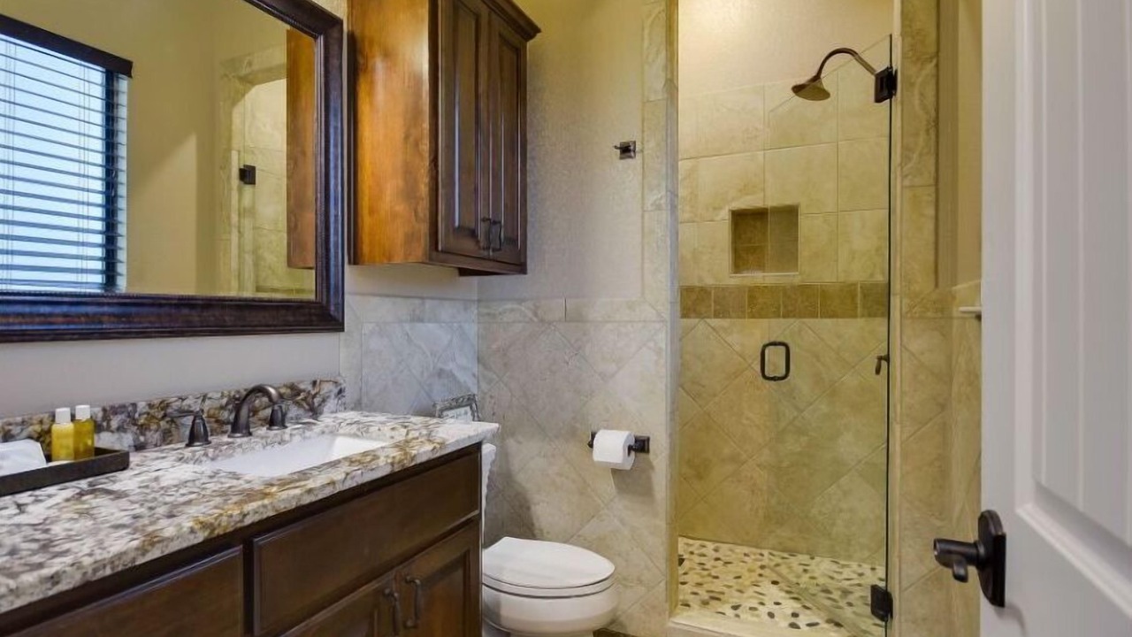 Photo of Bathroom in Highland Lake Estates