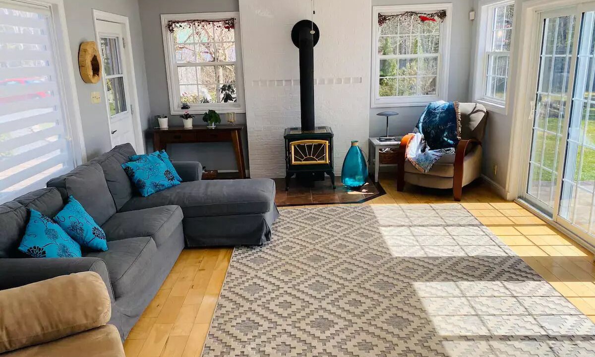 Photo of Livingroom in Bay of Fundy & Annapolis Valley