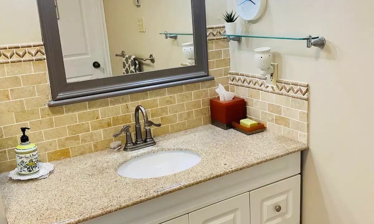 Photo of Bathroom in Bay of Fundy & Annapolis Valley