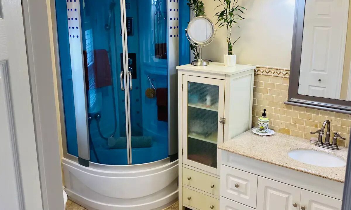 Photo of Bathroom in Bay of Fundy & Annapolis Valley