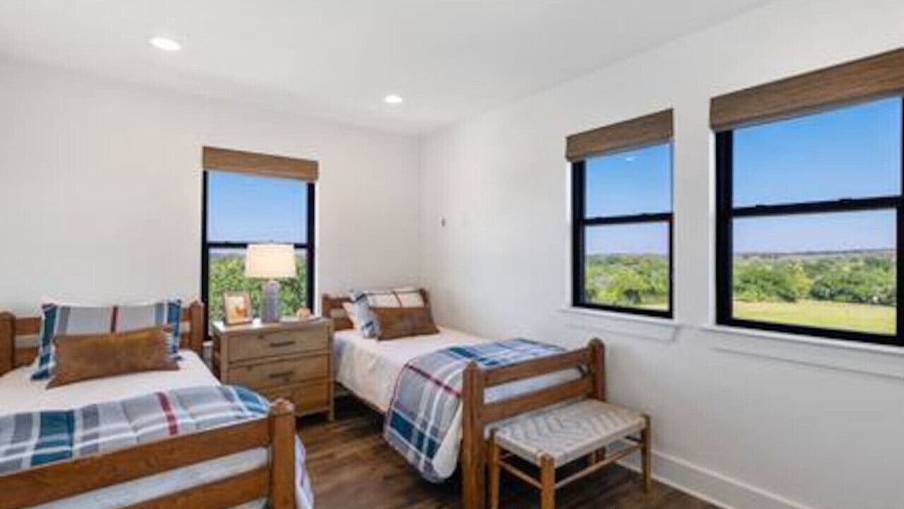 Photo of Bedroom in La Grange