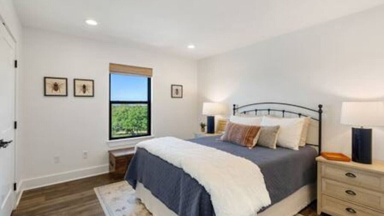 Photo of Bedroom in La Grange