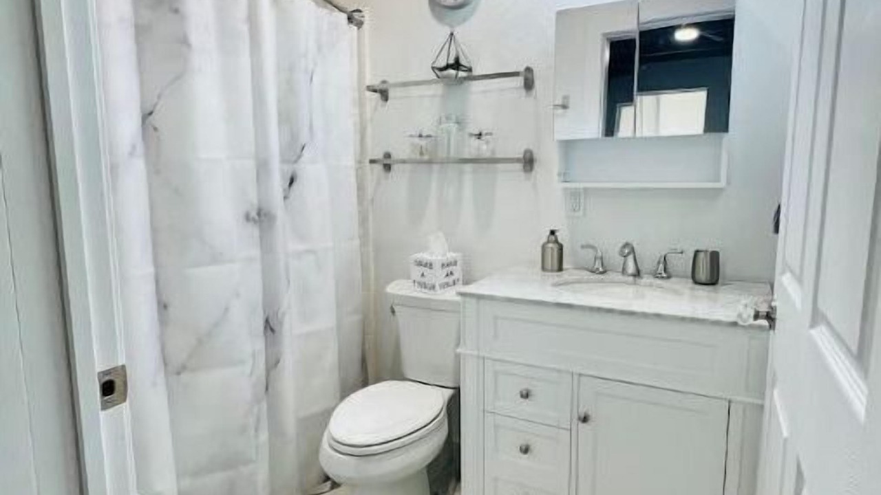 Photo of Bathroom in Corrales