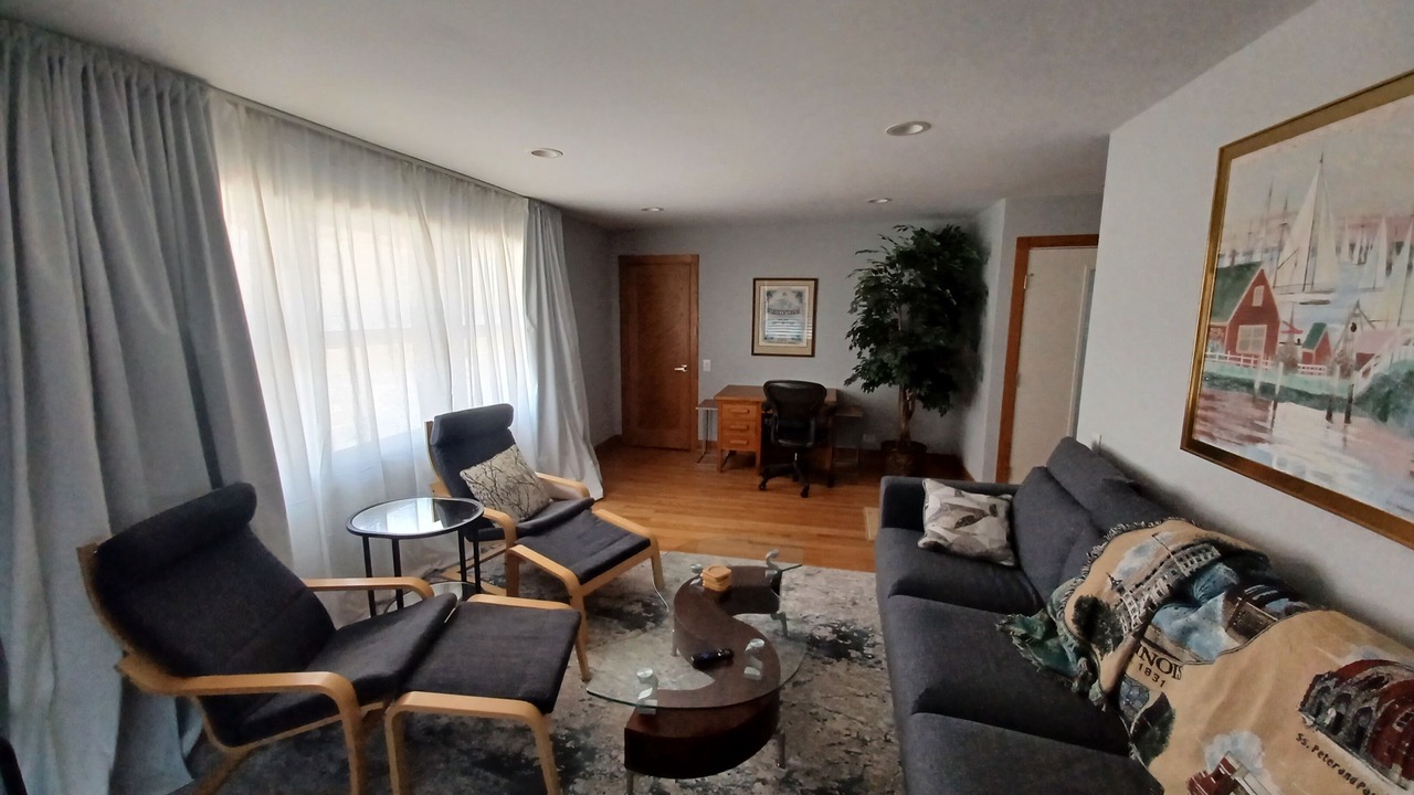 Photo of Livingroom in Naperville