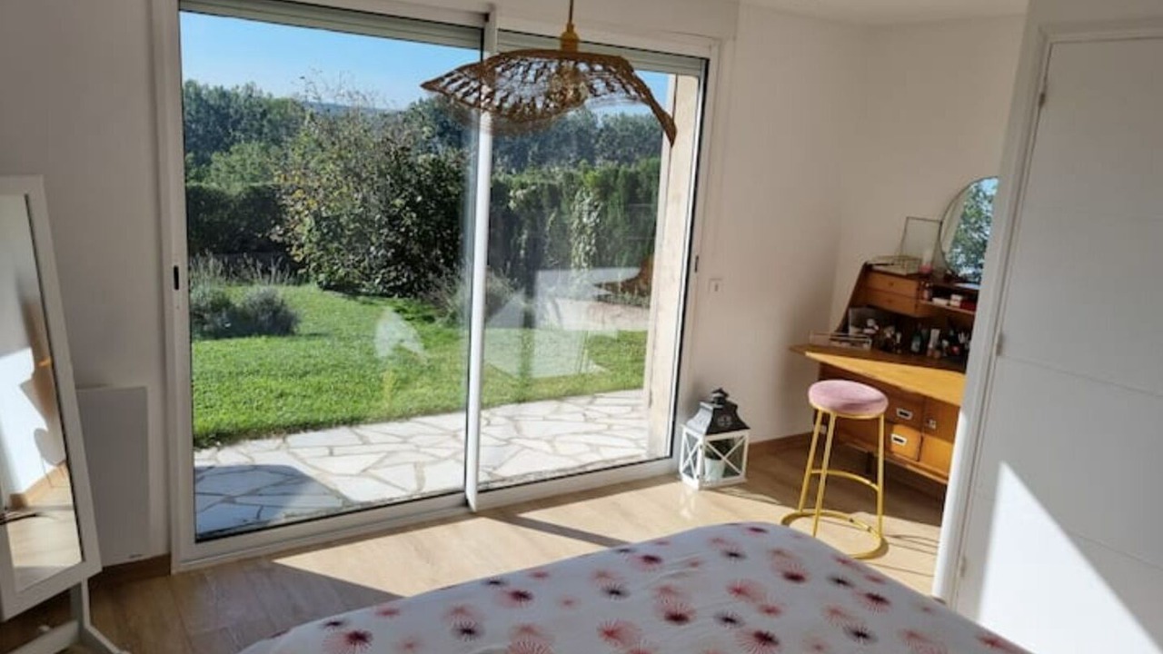 Photo of Bedroom in Conflans-Sainte-Honorine