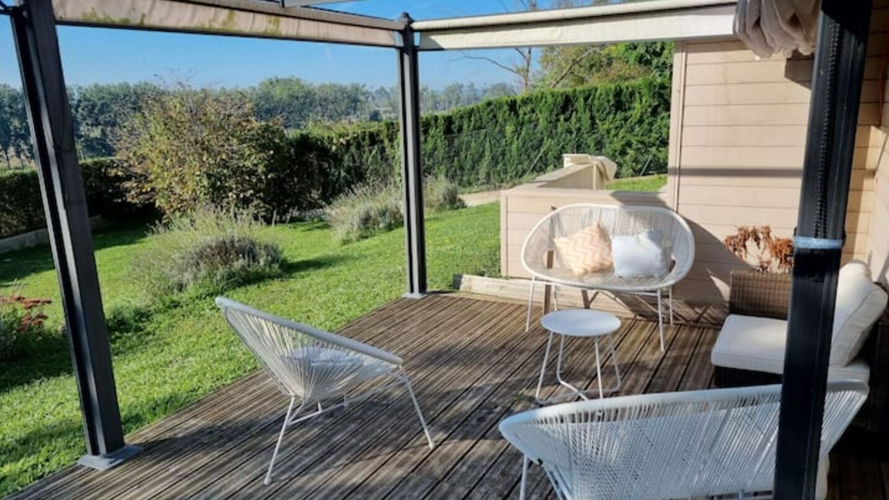 Photo of Patio Balcony in Conflans-Sainte-Honorine