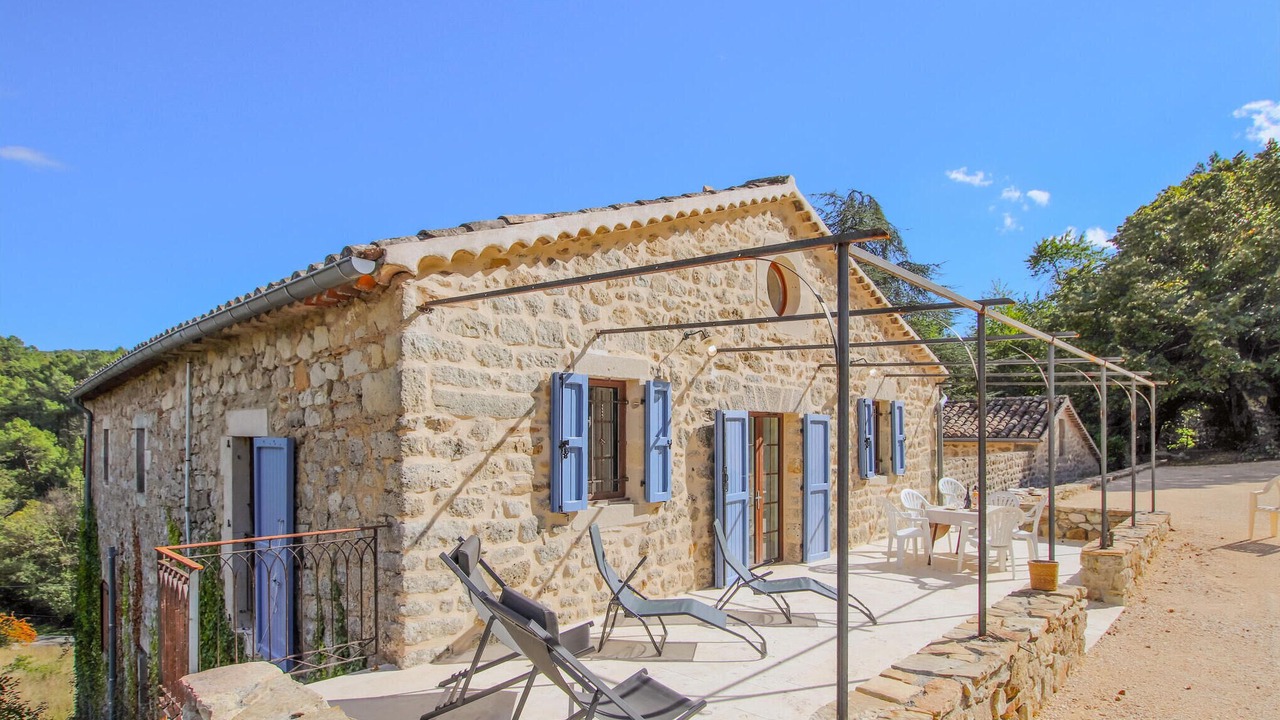 Photo of Others in Banne