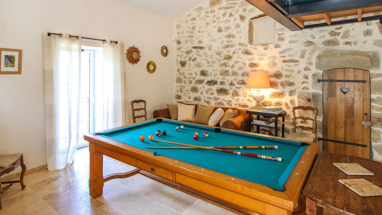 Photo of Others in Banne