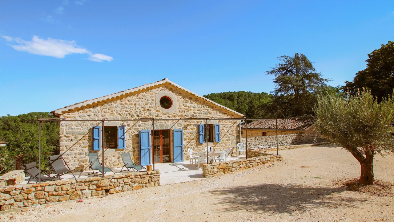 Photo of Others in Banne