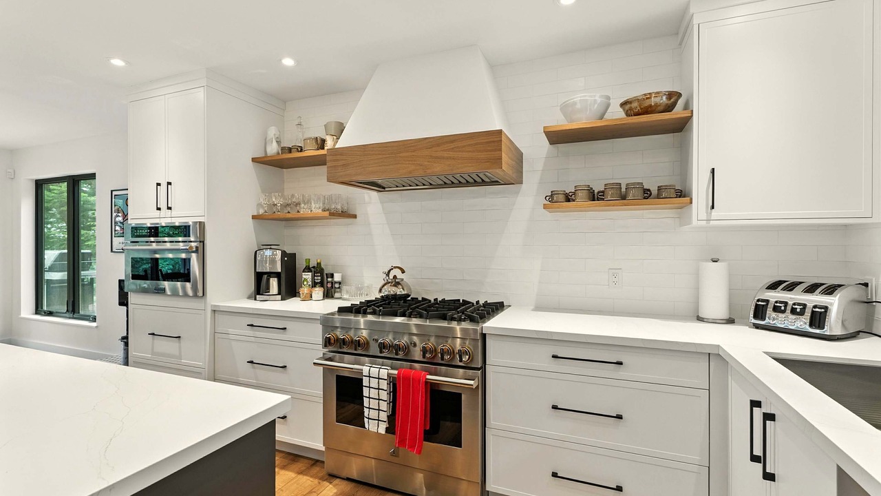 Photo of Kitchen in Baysville