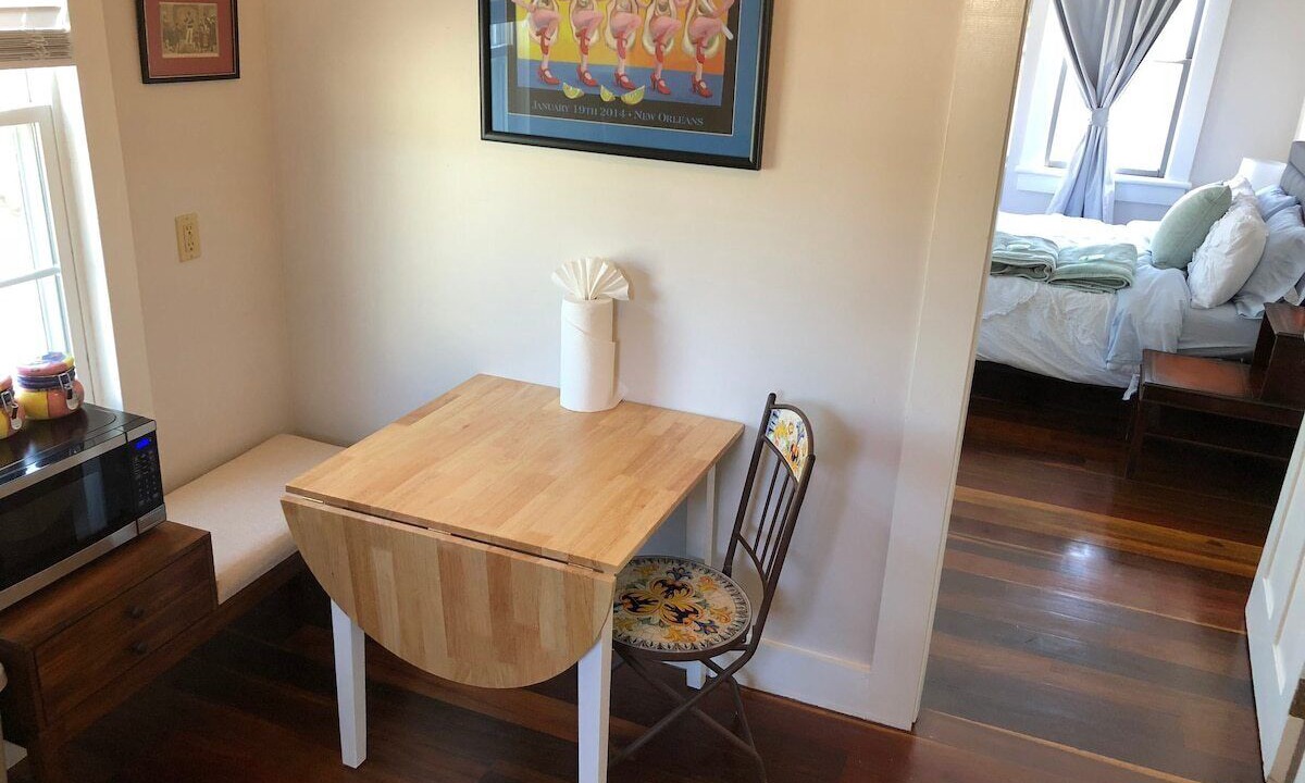 Photo of Bedroom in Freret