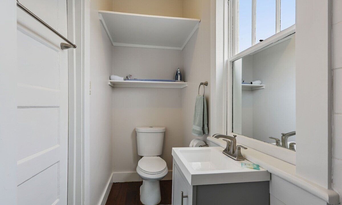Photo of Bathroom in Freret