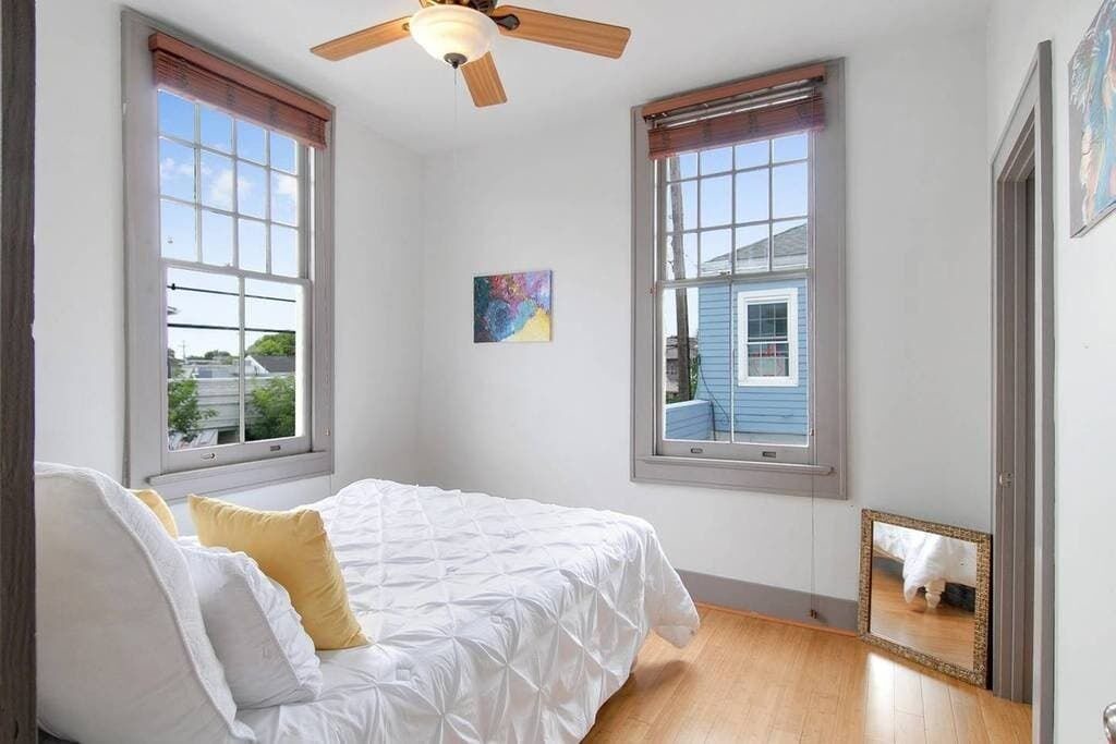 Photo of Bedroom in Freret