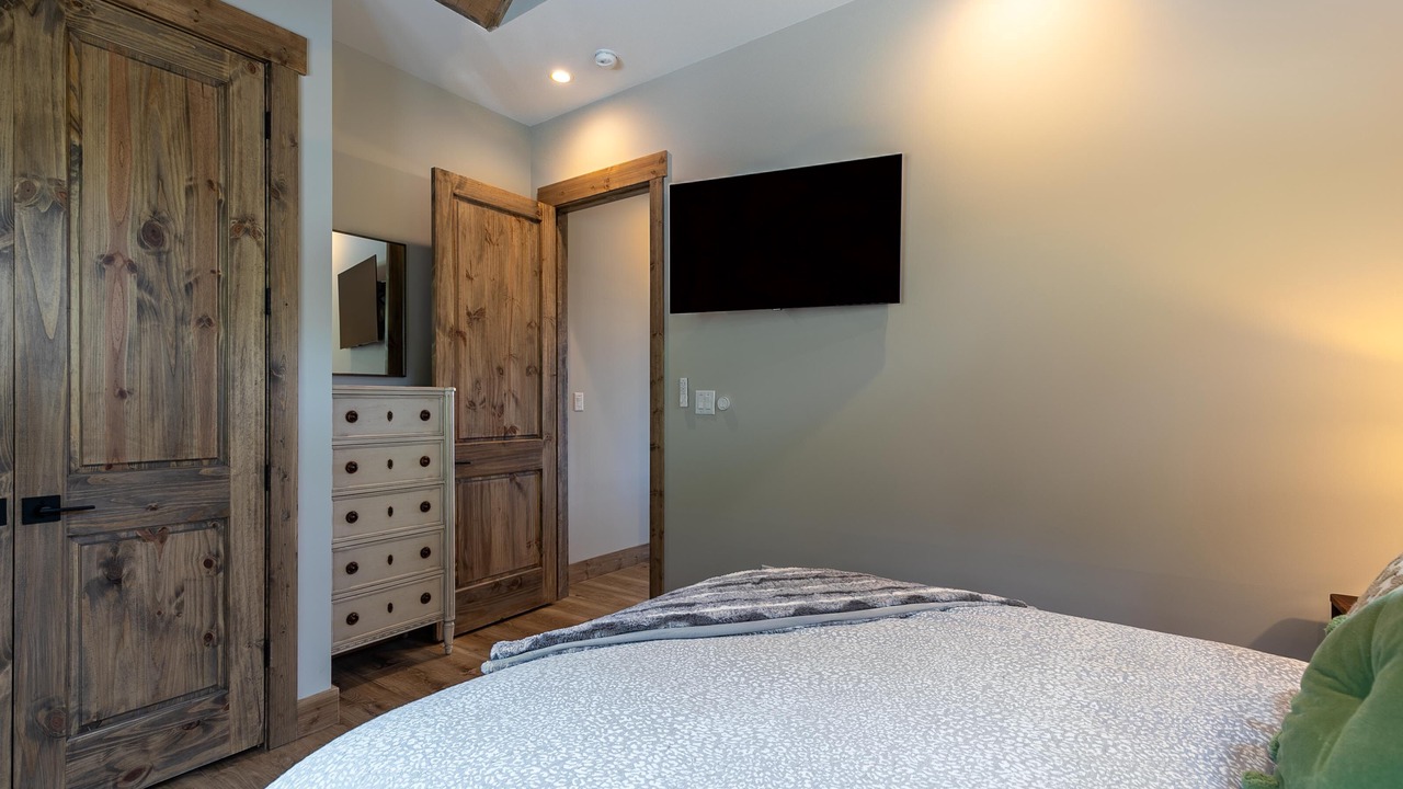 Photo of Bedroom in Banner Elk