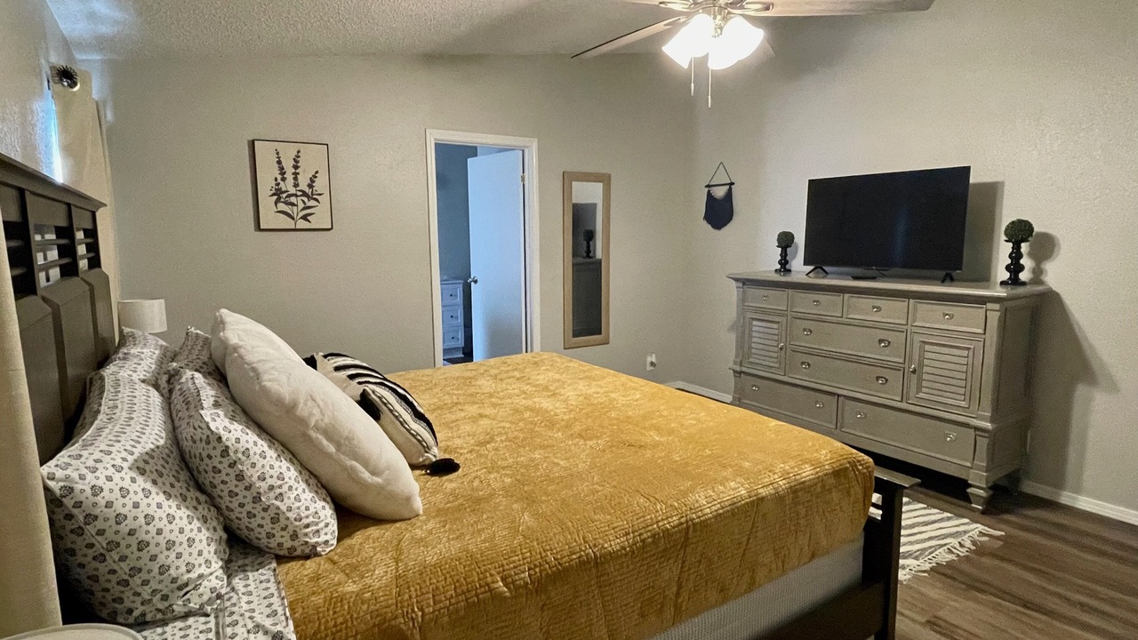 Photo of Bedroom in Mead