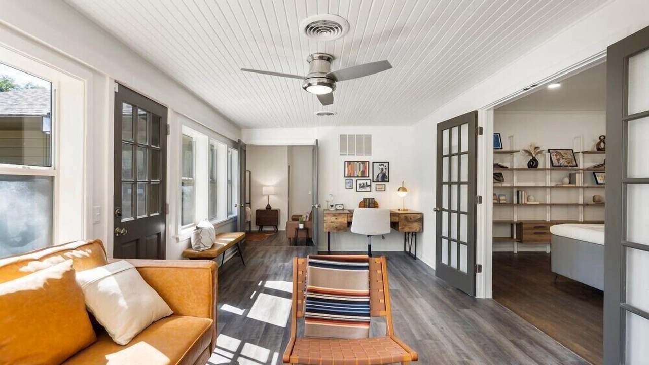 Photo of Livingroom in Maple Ridge