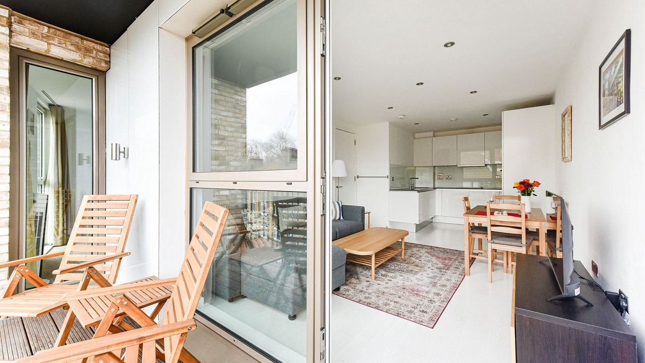 Photo of Others in Elephant and Castle