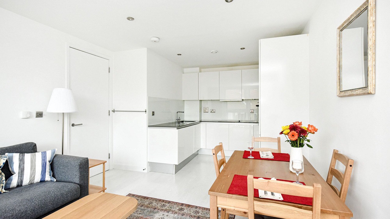 Photo of Others in Elephant and Castle