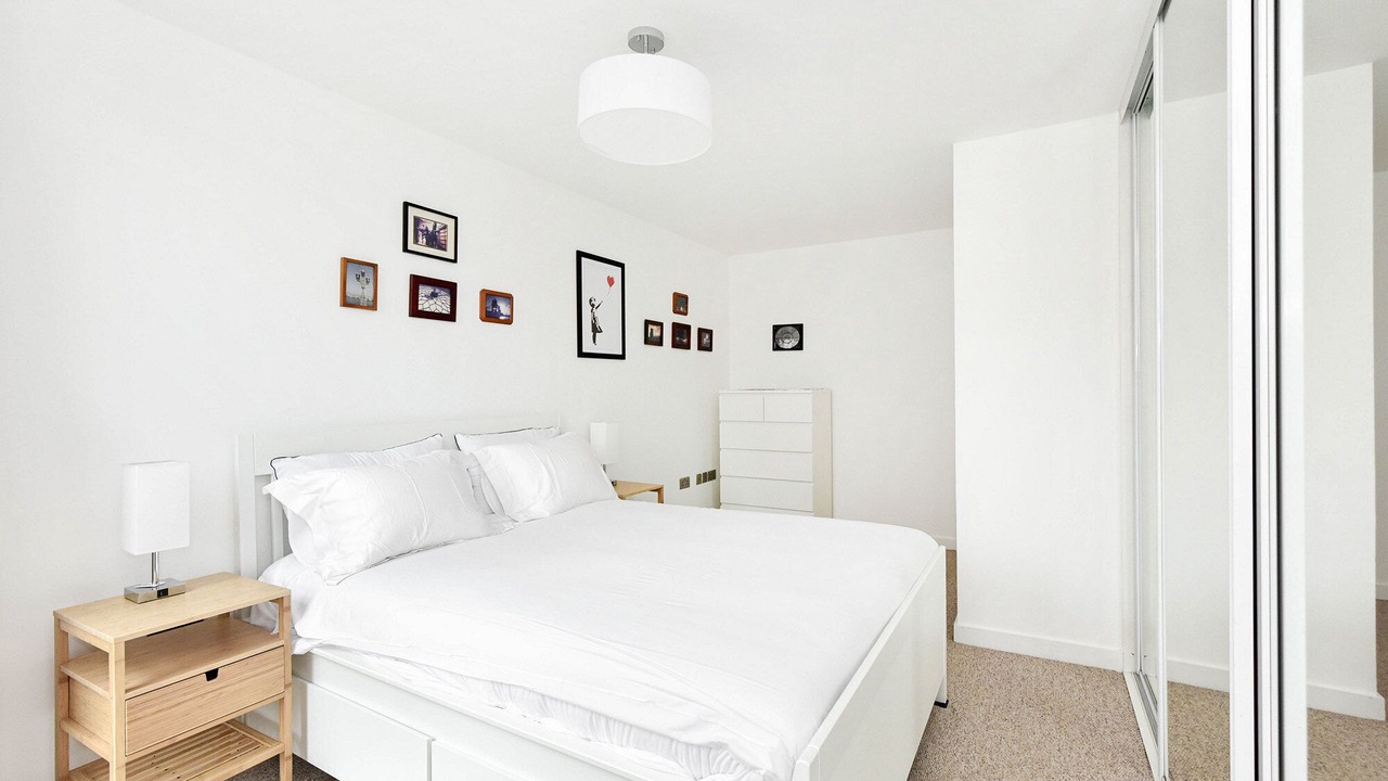Photo of Bedroom in Elephant and Castle
