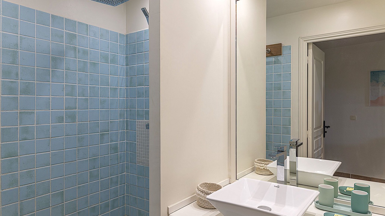 Photo of Bathroom in Orient Bay