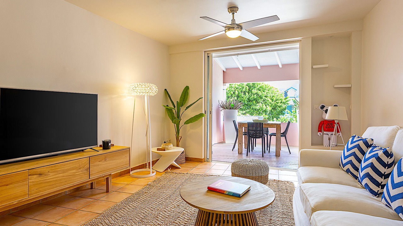 Photo of Livingroom in Orient Bay